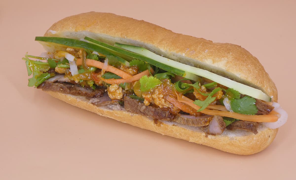 B3. Bánh mì