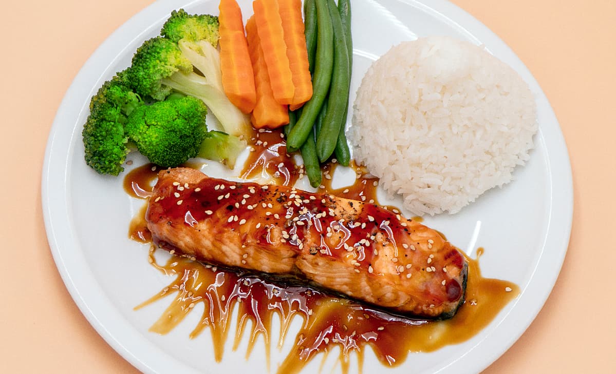 9. Cá hồi teriyaki